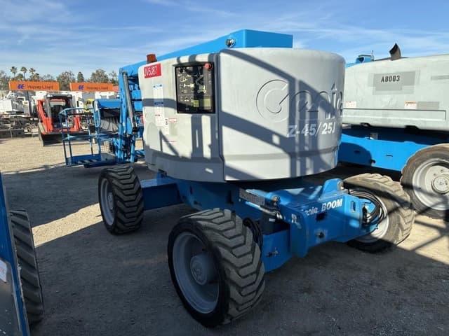 Image of Genie Z-45/25J equipment image 3