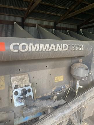 Image of Gleaner Command 3308 Primary image