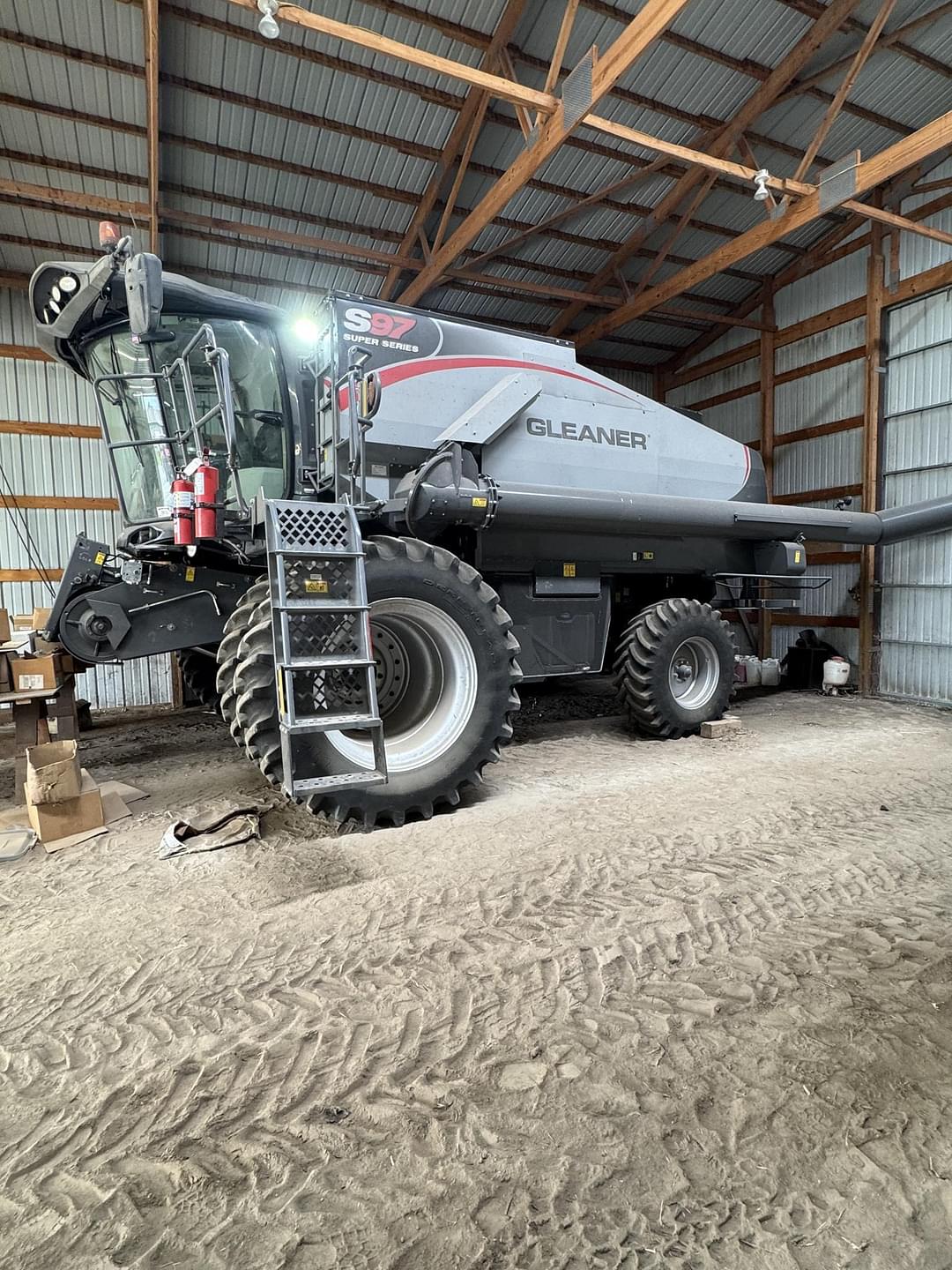 Image of Gleaner S97 Primary Image