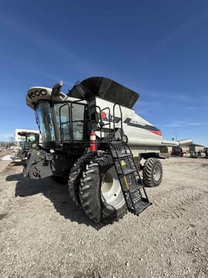 2018 Gleaner S97 Image
