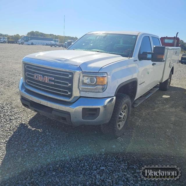 Image of GMC 2500HD equipment image 1