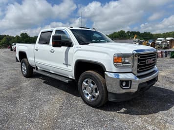 Main image GMC 2500HD