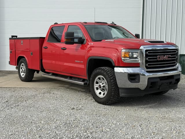 Image of GMC 3500HD equipment image 3