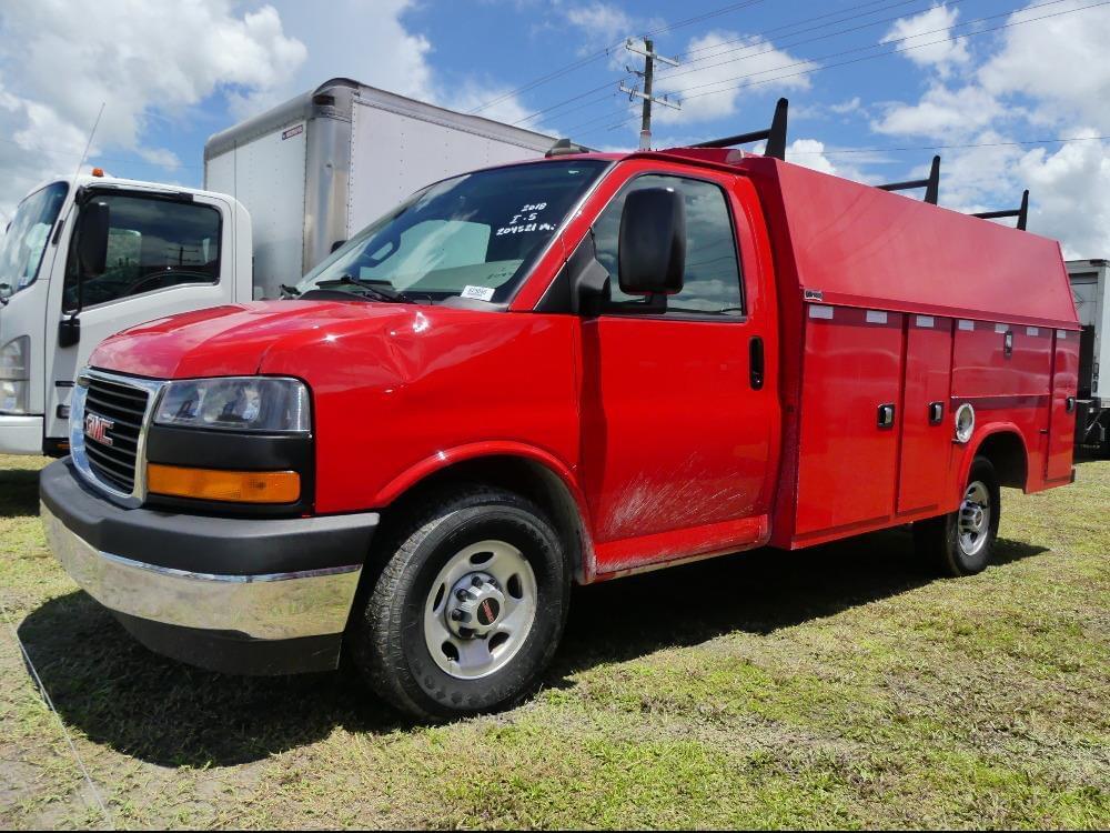 Image of GMC Savana G3500 Primary image