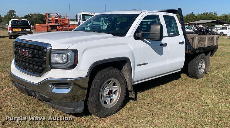 Image of GMC Sierra 1500 Primary image