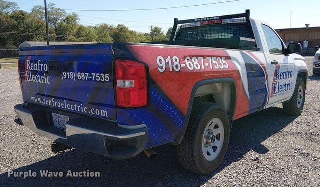 Image of GMC Sierra 1500 equipment image 4