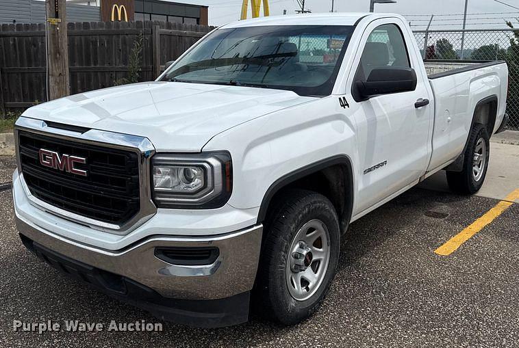 Image of GMC Sierra 1500 Primary image