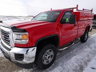 2018 GMC 2500HD Equipment Image0