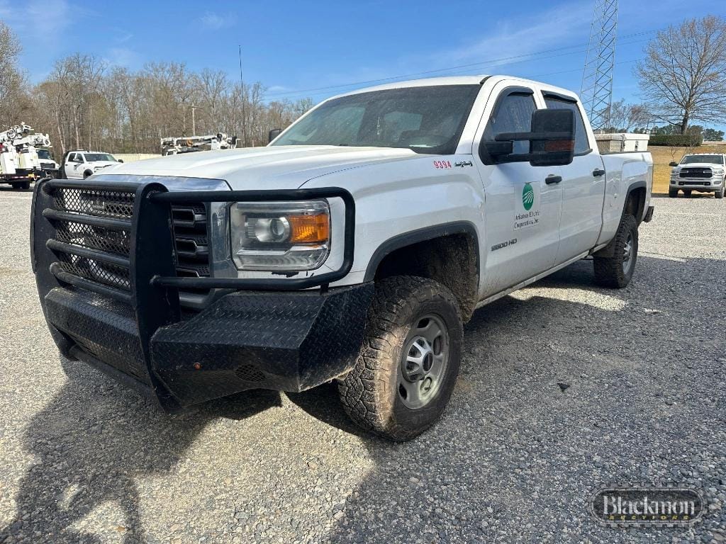 2018 GMC 2500HD Equipment Image0