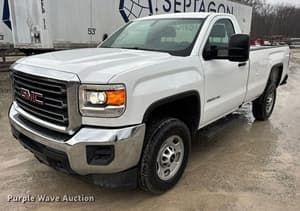 2018 GMC 2500HD Image