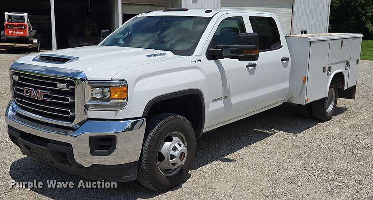 Image of GMC 3500HD Primary image