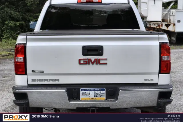 Image of GMC Sierra equipment image 3