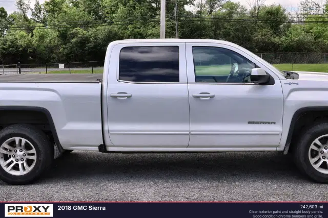 Image of GMC Sierra equipment image 1