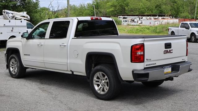Image of GMC Sierra equipment image 4