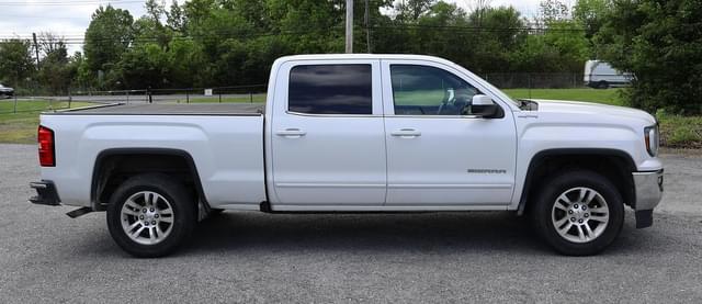Image of GMC Sierra equipment image 1