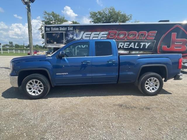 Image of GMC Sierra equipment image 1