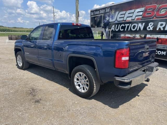 Image of GMC Sierra equipment image 2