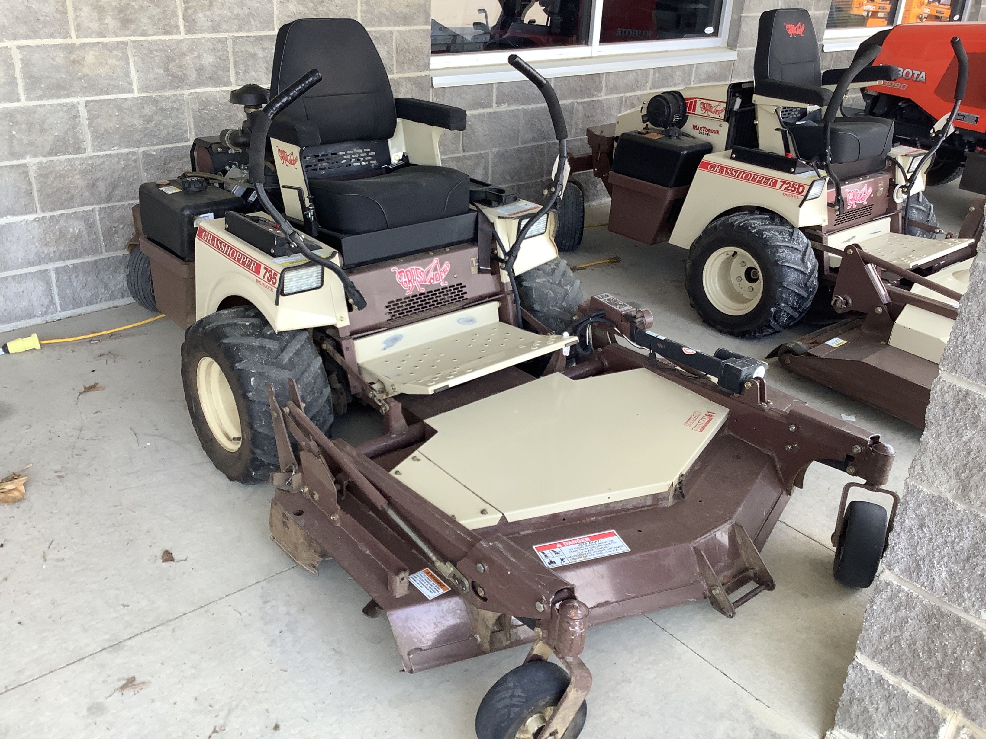 Main image Grasshopper 735