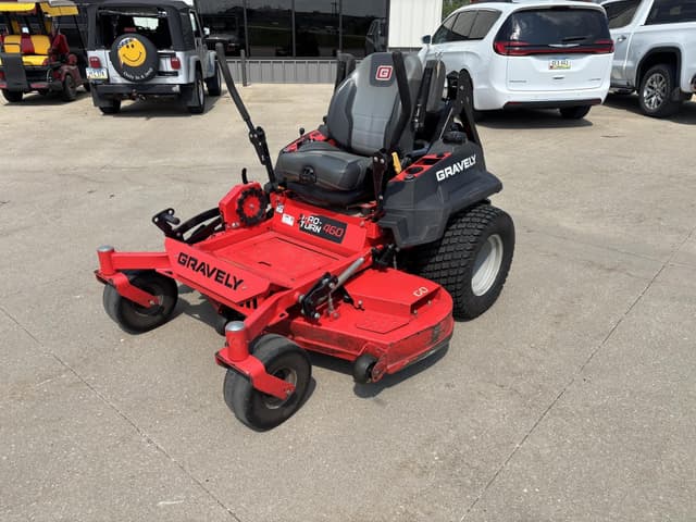 Image of Gravely Pro-Turn 460 equipment image 1