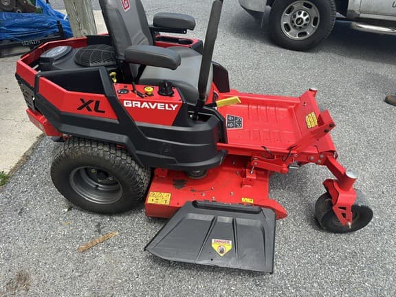 Image of Gravely ZTXL 52 equipment image 2