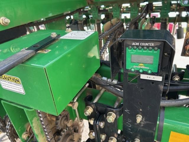 Image of Great Plains 1006NT equipment image 2