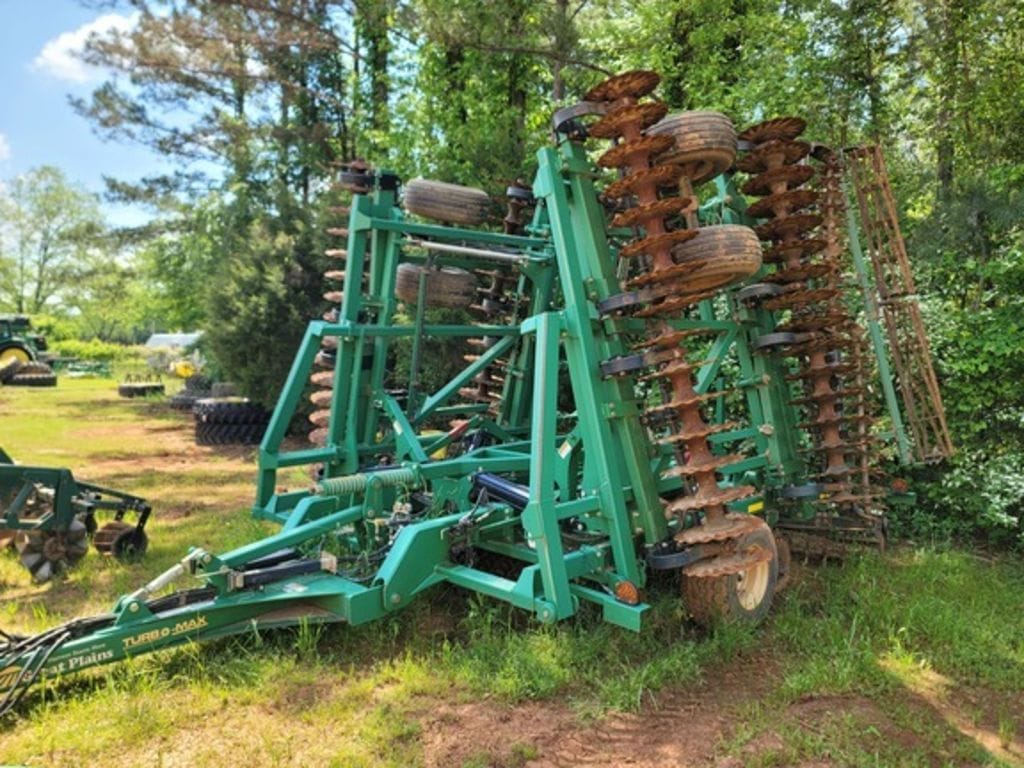 2018 Great Plains 3000TM Equipment Image0