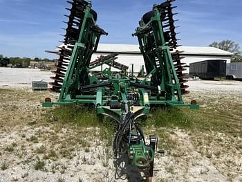 2018 Great Plains 3000TM Equipment Image0