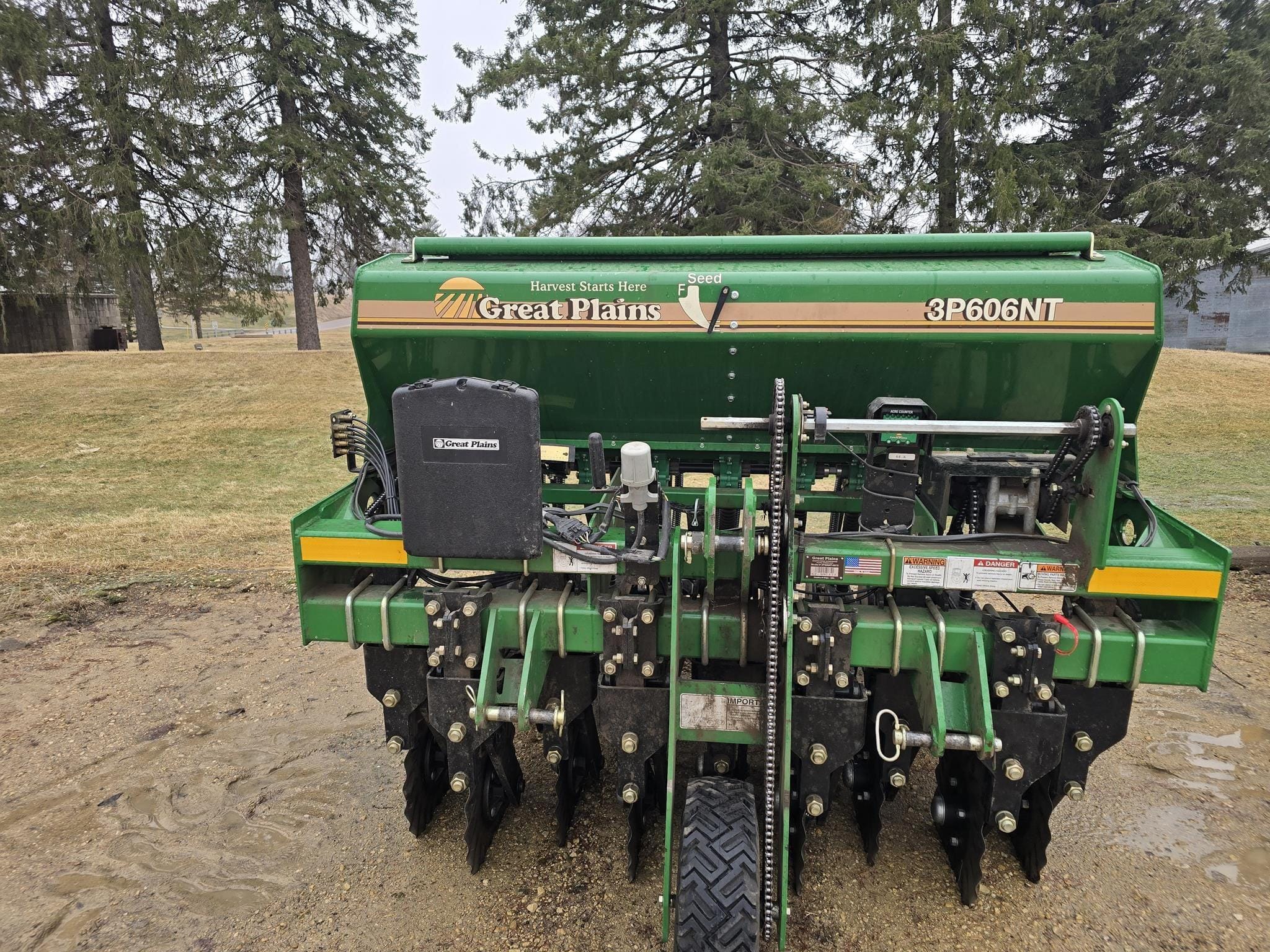 2018 Great Plains 3P606NT Equipment Image0
