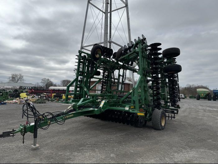 2018 Great Plains 4000TM Equipment Image0