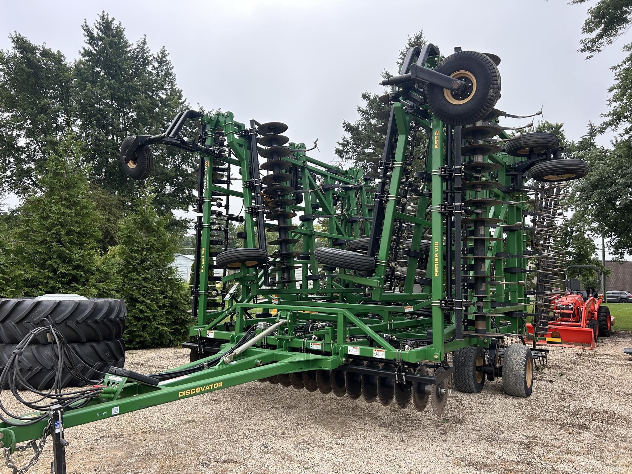 2018 Great Plains 8552DV Equipment Image0