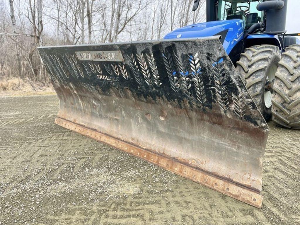 Image of Grouser Ag Pro 16 Primary image