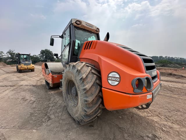 Image of Hamm H12i equipment image 3