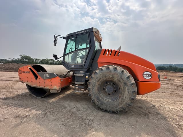 Image of Hamm H12i equipment image 2