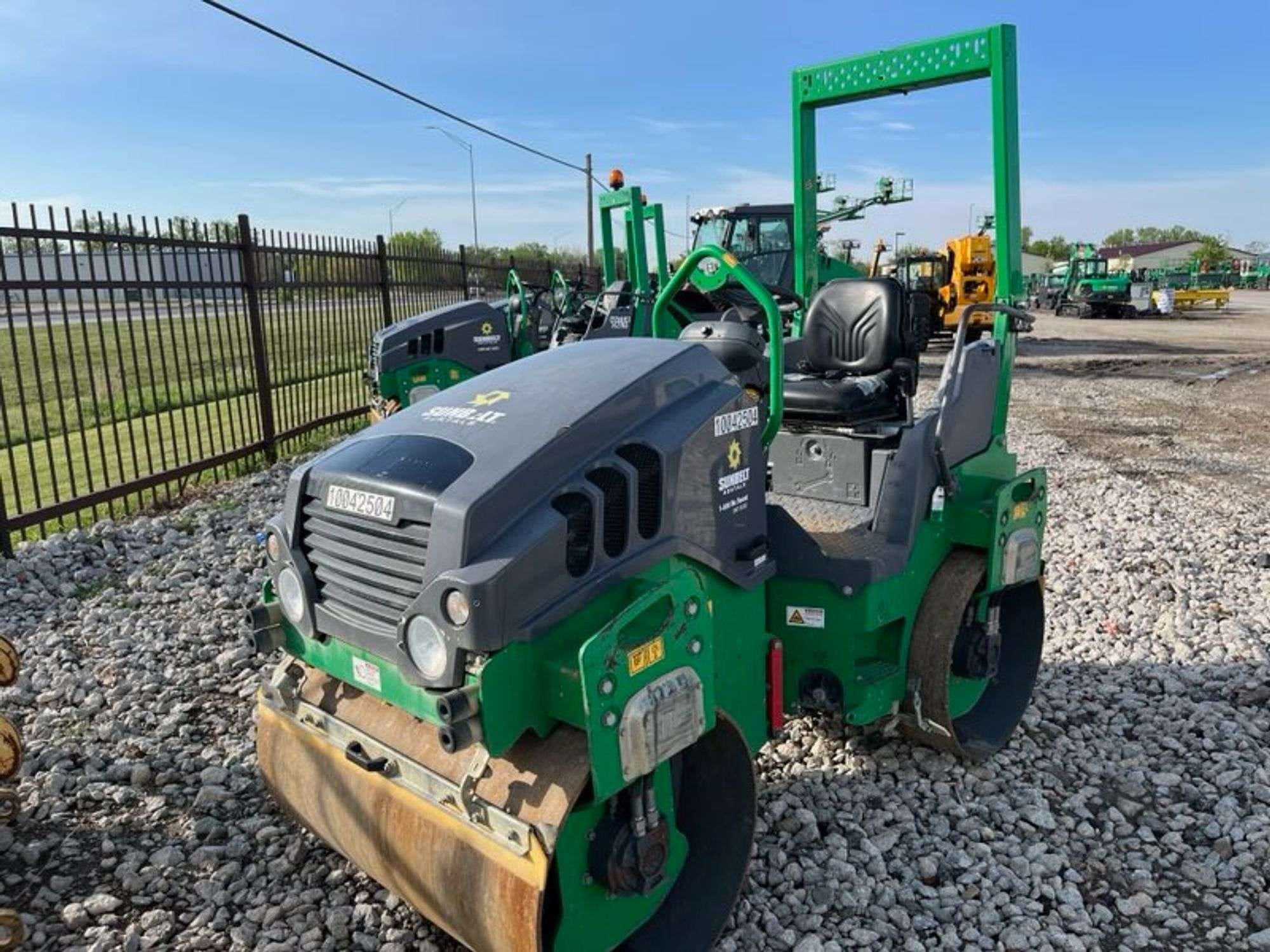 2018 Hamm HD12VV Equipment Image0