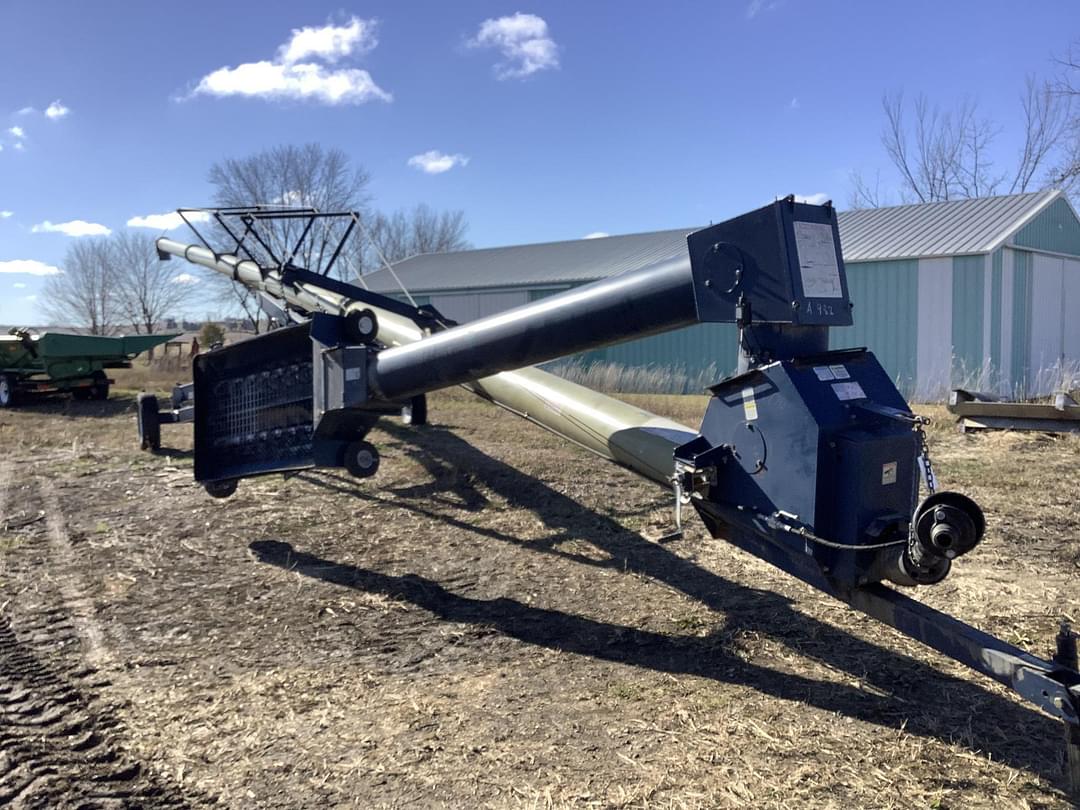 Image of International Harvester H1382 Primary image