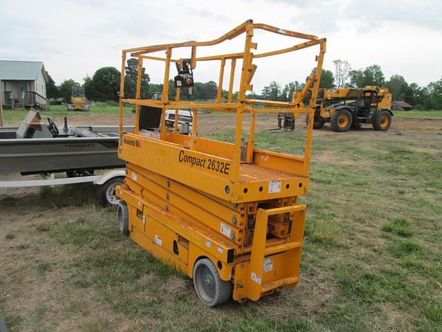 Image of Haulotte Compact 2632E equipment image 1