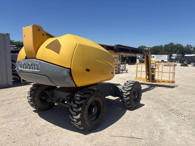 Image of Haulotte HB44J equipment image 4