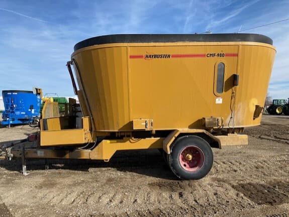 Image of Haybuster CMF-980 equipment image 1