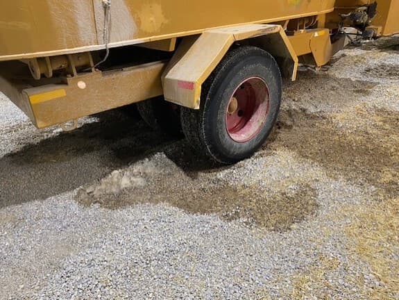 Image of Haybuster CMF-980 equipment image 2