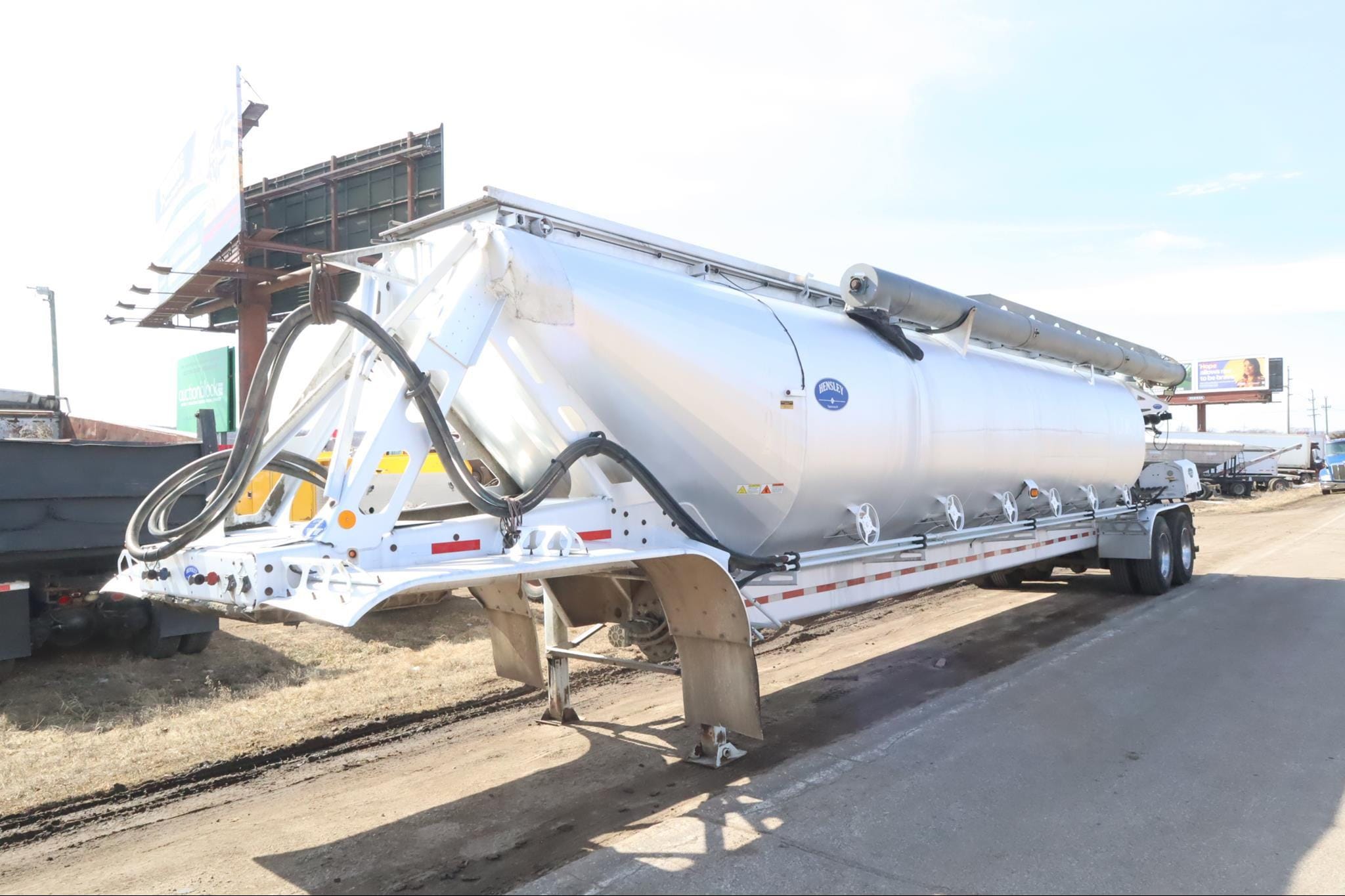 Main image Hensley GenX 38.5-32-6