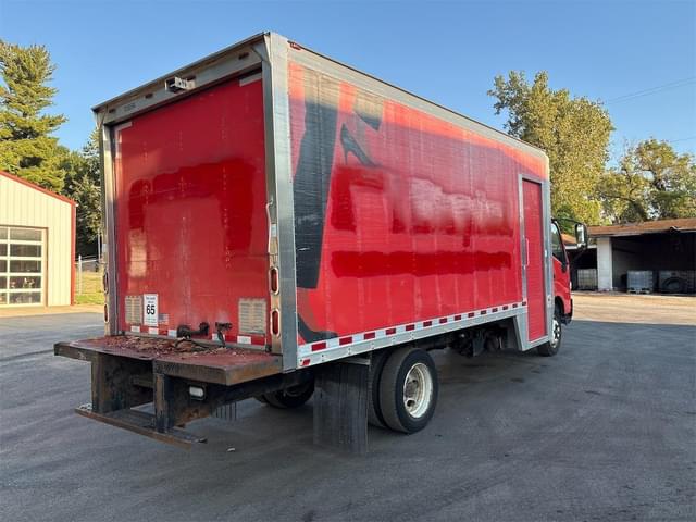 Image of Hino 195 equipment image 4