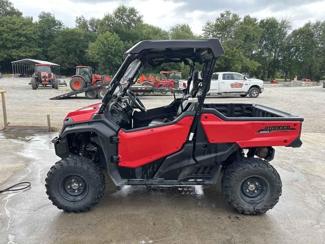Image of Honda Pioneer 1000 equipment image 4