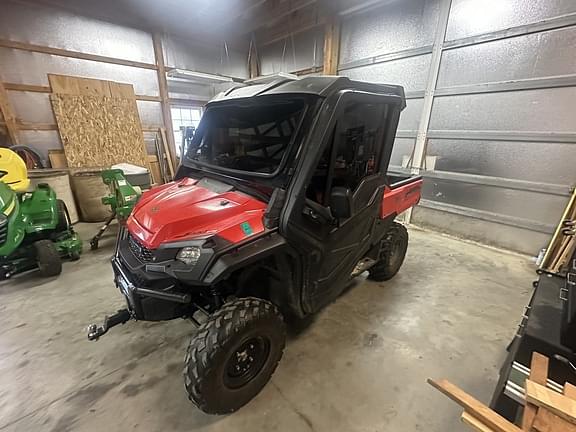 Image of Honda Pioneer 1000 equipment image 1