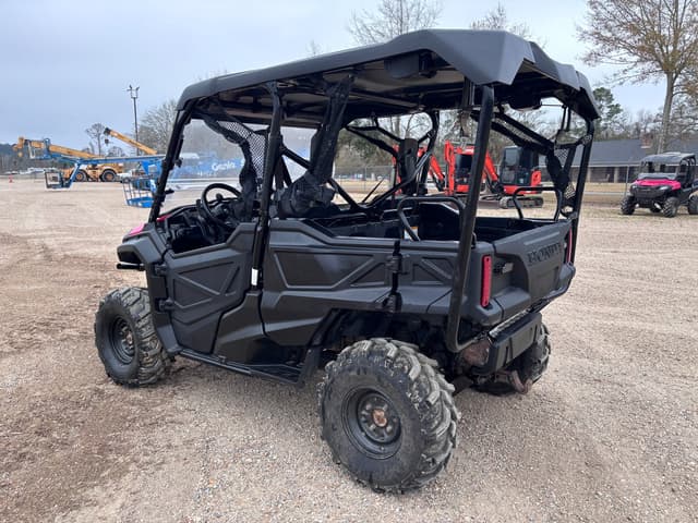 Image of Honda Pioneer 1000-5 equipment image 3