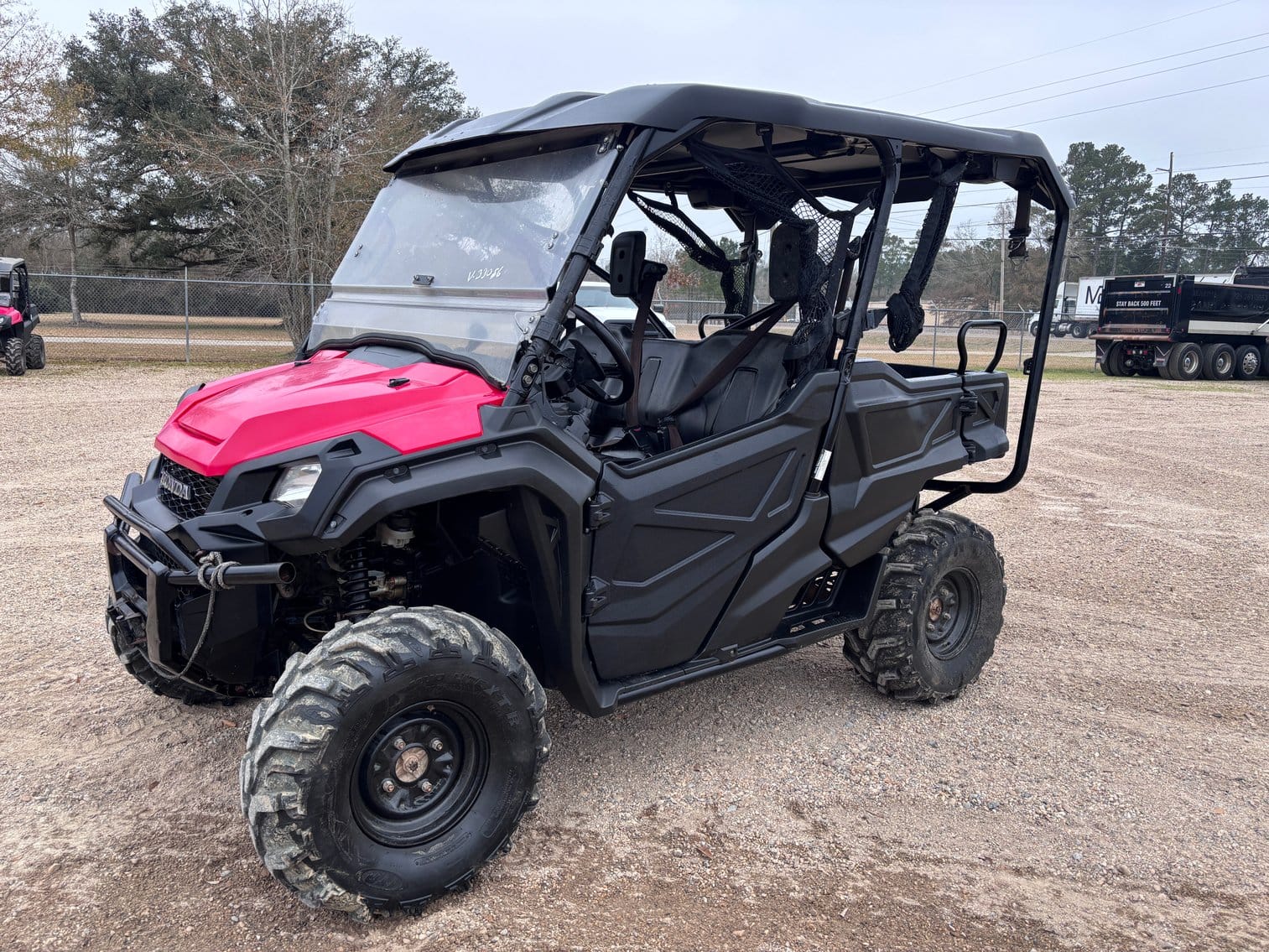 2018 Honda Pioneer 1000-5 Equipment Image0