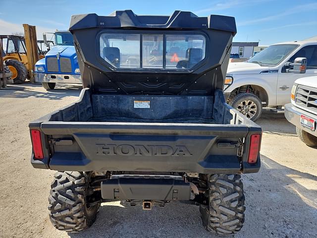 Image of Honda Pioneer 1000 equipment image 3