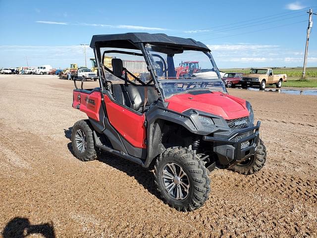 Image of Honda Pioneer 1000 equipment image 1