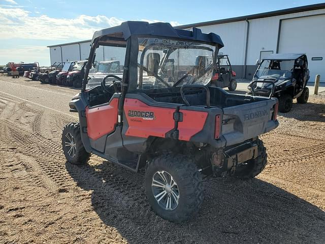 Image of Honda Pioneer 1000 equipment image 3