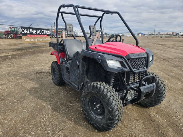 Image of Honda Pioneer 500 equipment image 3