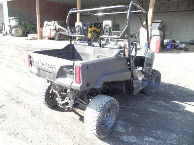 Image of Honda Pioneer 700 equipment image 2